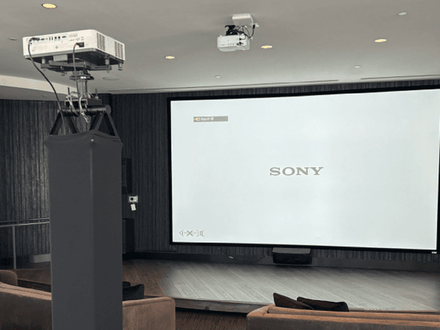 truss-mounted-sony-6000-lumen-projector - #3