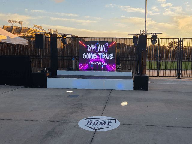 led-dj-booth---high-resolution - #2