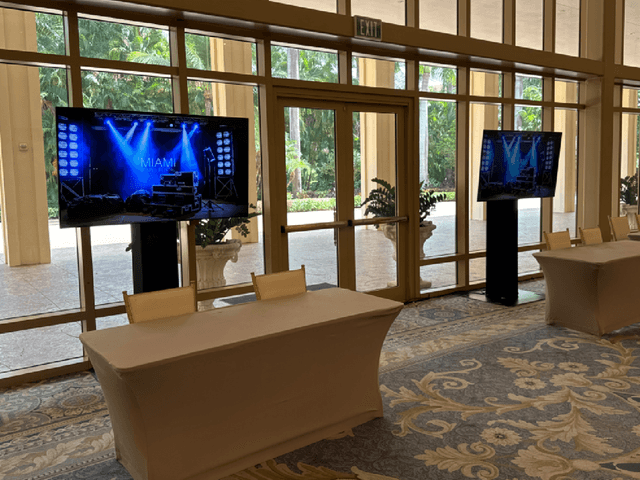 75-4k-uhd-smart-tv-screen-on-truss- - #3