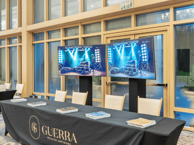 75-4k-uhd-smart-tv-screen-on-truss- - #2